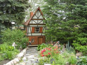 Art in the Garden: 2nd: Sylvia Adam